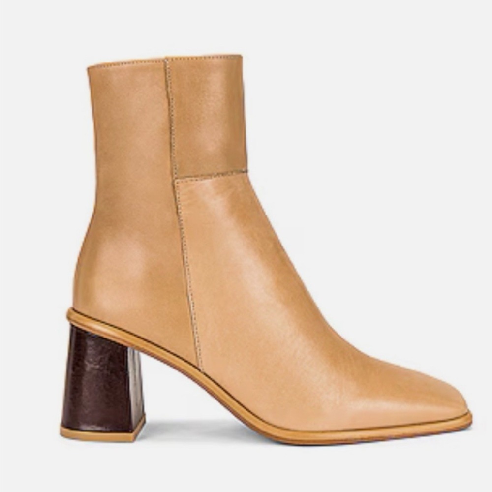 Alohas West Boot in Beige - Picture 2 of 11